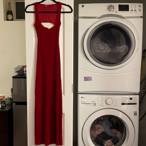 Red Velvet  long backless sleeveless red dress small - Picture 1 of 5